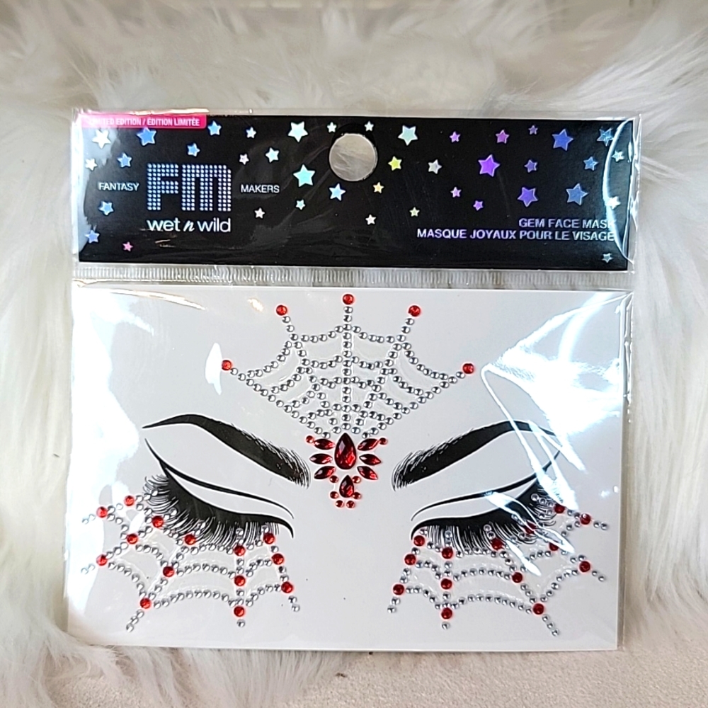 Fantasy FM makers Wet n Wild Gem Mask Rhinestone Webs